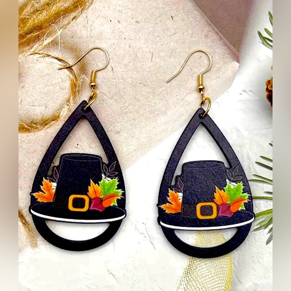 NWT Vintage Style Thanksgiving Earrings Autumn Fall Themed Drop & Dangle Wood - Picture 1 of 10